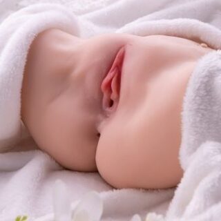 Tracy Masturbator cu Vibratii